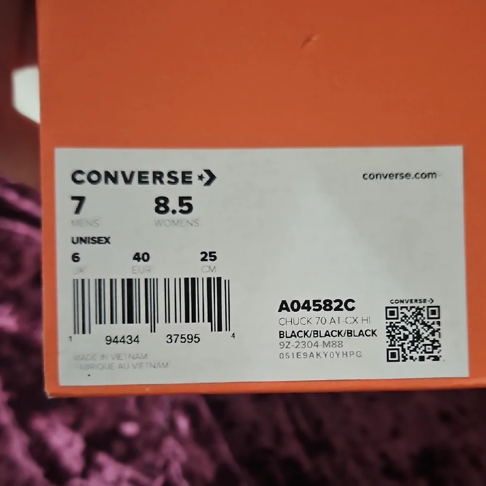 Converse Chuck 70 Black High Tops - Picture 1 of 8